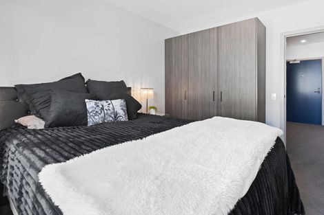 Photo of property in 403/2 Launch Road, Hobsonville, Auckland, 0616