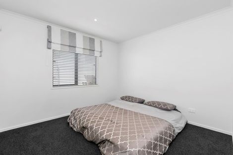 Photo of property in 221 Lakes Boulevard, Pyes Pa, Tauranga, 3112