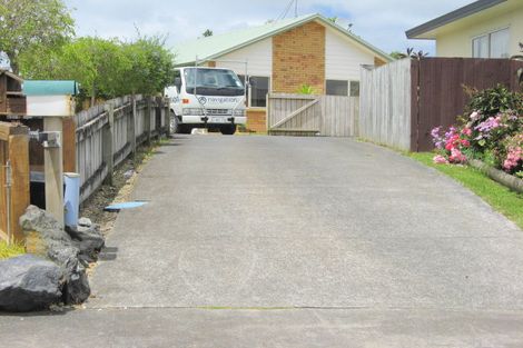 Photo of property in 14 Landon Place, Pukekohe, 2120