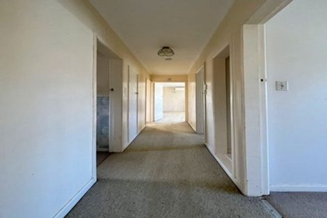 Photo of property in 23 Barbary Avenue, Kelston, Auckland, 0602