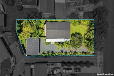 Photo of property in 47 Taihiki Road, Clarks Beach, 2122