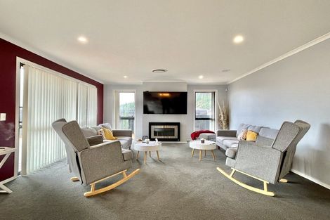 Photo of property in 12 Schooner Drive, Whitby, Porirua, 5024