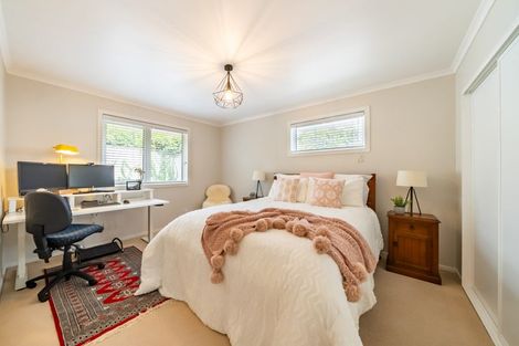 Photo of property in 333 Fergusson Drive, Heretaunga, Upper Hutt, 5018