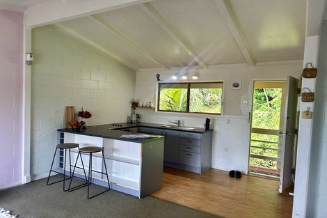Photo of property in 280f Motutara Road, Muriwai, Waimauku, 0881