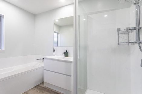 Photo of property in 2/3 Inglewood Place, Avonhead, Christchurch, 8042