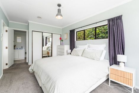 Photo of property in 31 Lake View Street, Waihola, Milton, 9073