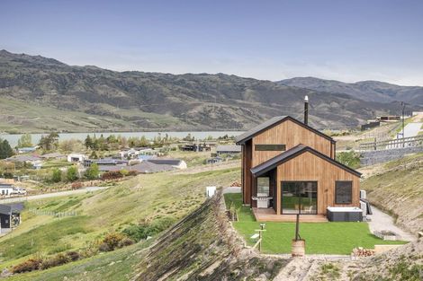 Photo of property in 2 Judare Drive, Lowburn, Cromwell, 9384