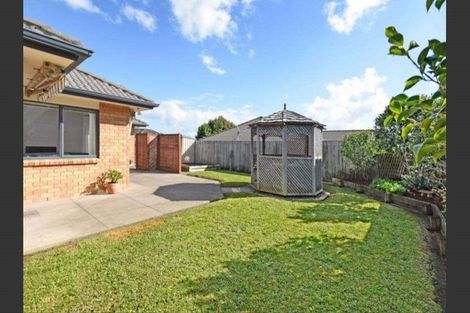 Photo of property in 23 Dairyland Drive, East Tamaki Heights, Auckland, 2016