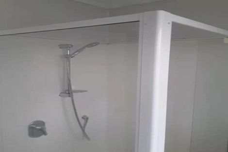 Photo of property in 57 Kayes Road, Pukekohe, 2120