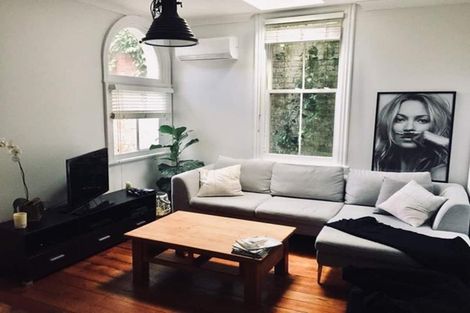 Photo of property in 361 Adelaide Road, Newtown, Wellington, 6021