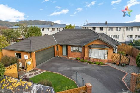 Photo of property in 2/25 Mills Street, Boulcott, Lower Hutt, 5010