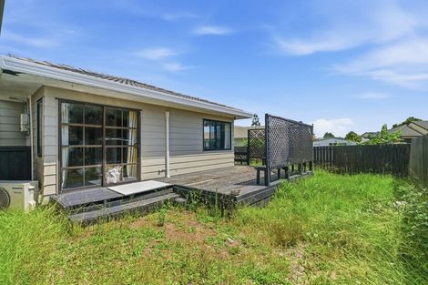 Photo of property in 1/19 Bernina Place, Weymouth, Auckland, 2103