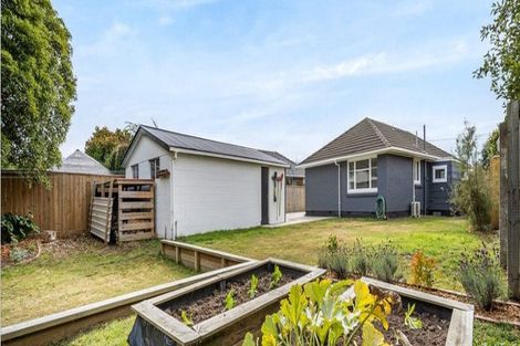 Photo of property in 11a Palmside Street, Somerfield, Christchurch, 8024