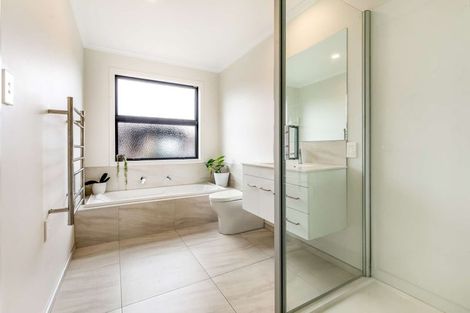 Photo of property in 77 Union Drive, Papamoa, 3118