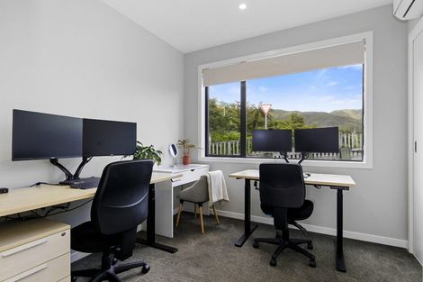 Photo of property in 5 Glen Evans Crescent, Fairfield, Lower Hutt, 5011