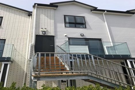 Photo of property in 7/4 Wallson Crescent, Wiri, Auckland, 2104
