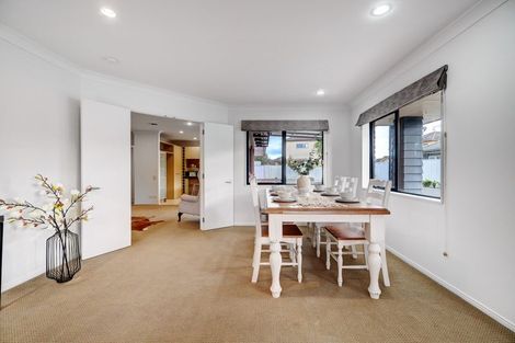 Photo of property in 16 Turnberry Drive, Wattle Downs, Auckland, 2103