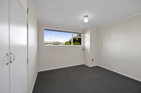 Photo of property in 25 Kamahi Avenue, Hawera, 4610