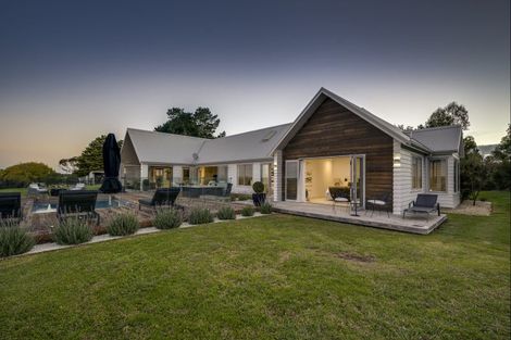 Photo of property in 1232 Taihape Road, Sherenden, Hastings, 4179