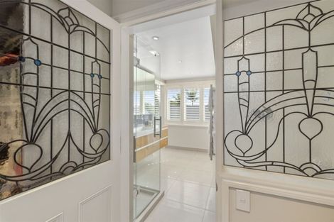 Photo of property in 1 Grove Road, Devonport, Auckland, 0624