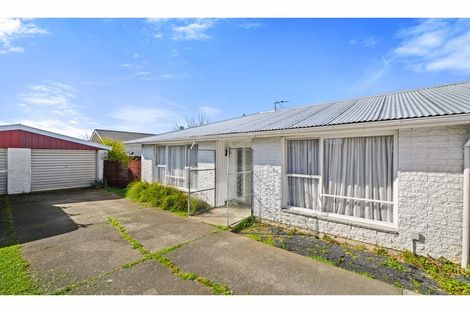 Photo of property in 59 Winters Road, Redwood, Christchurch, 8051