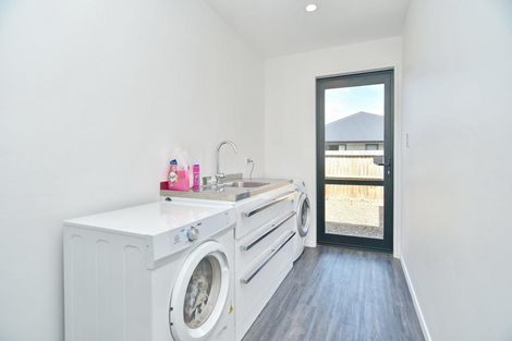 Photo of property in 10 Hamlett Drive, Woodend, 7610