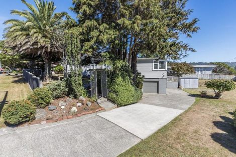 Photo of property in 5 Champion Street, Ranui, Porirua, 5024
