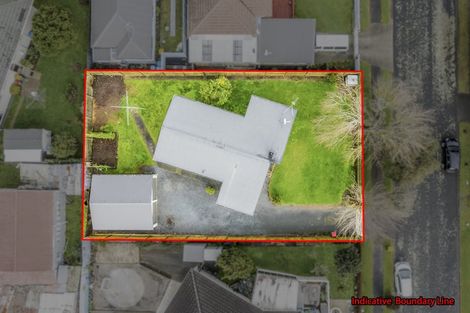 Photo of property in 13 Helms Place, Manurewa, Auckland, 2102