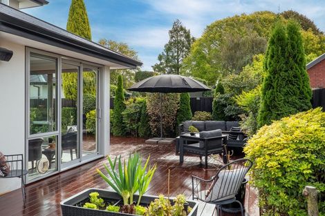 Photo of property in 152a Wairakei Road, Bryndwr, Christchurch, 8053