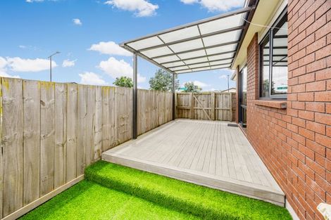 Photo of property in 12 Millfield Lane, Papakura, 2110