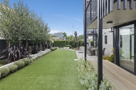 Photo of property in 50 Kilmore Street, Christchurch Central, Christchurch, 8013