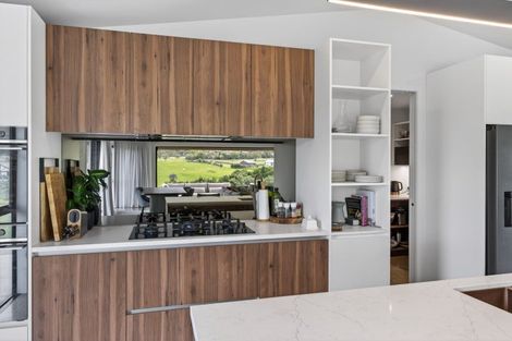 Photo of property in 10 Lakeview Lane, Mangawhai, 0573