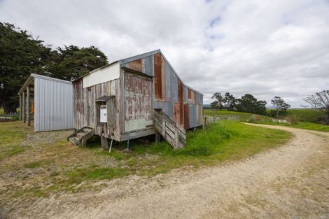 Photo of property in 158 Pahiatua Aokautere Road, Aokautere, 4471