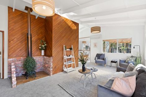 Photo of property in 107 Konini Road, Titirangi, Auckland, 0604