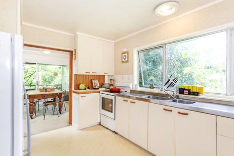 Photo of property in 201 Godley Road, Titirangi, Auckland, 0604