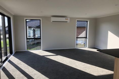 Photo of property in 1 Pohe Street, Waikanae, 5036
