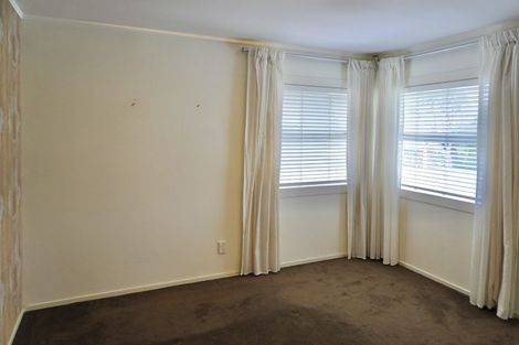 Photo of property in 1/220 Pakuranga Road, Pakuranga Heights, Auckland, 2010