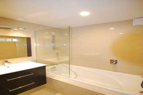 Photo of property in 220 Queens Drive, Lyall Bay, Wellington, 6022