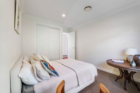 Photo of property in 4 Fern Lane, Whalers Gate, New Plymouth, 4310