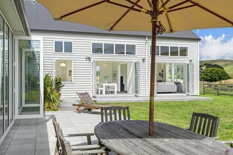 Photo of property in 800 Ohariu Valley Road, Ohariu, Wellington, 6037