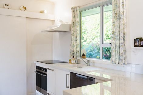 Photo of property in 9 Saint Ronans Road, Macandrew Bay, Dunedin, 9077