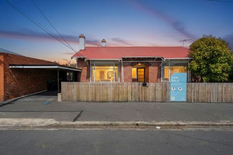 Photo of property in 32 Moreau Street, Saint Kilda, Dunedin, 9012