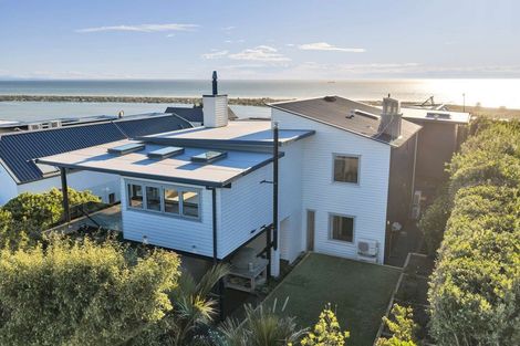 Photo of property in 6 Dunkeld Lane, Redcliffs, Christchurch, 8081