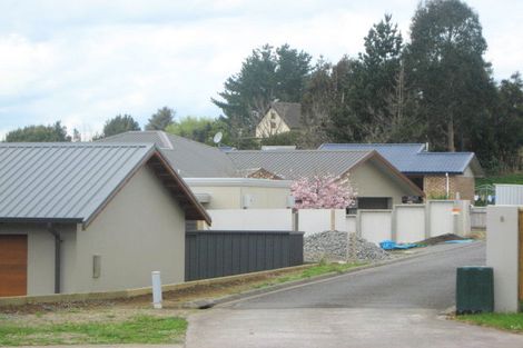 Photo of property in 10a Long Place, Frankleigh Park, New Plymouth, 4310