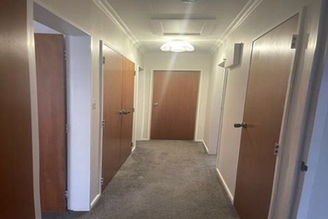 Photo of property in 30f2- Whitley Avenue, Ebdentown, Upper Hutt, 5018