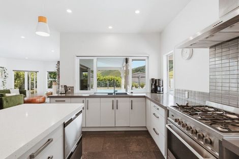 Photo of property in 40 Grant Road, Kinloch, Taupo, 3385