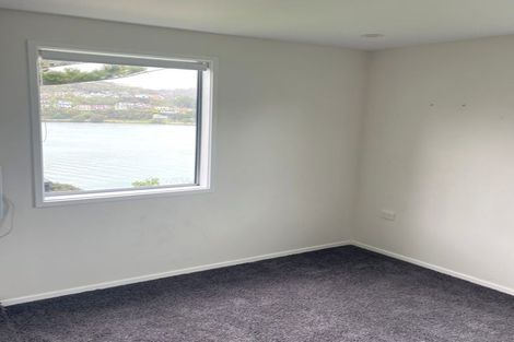 Photo of property in 52 Seaview Road, Paremata, Porirua, 5024