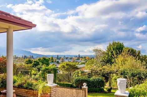 Photo of property in 9 Cobbe Place, Pomare, Rotorua, 3015