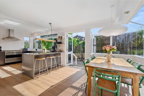 Photo of property in 6 Jessie Street, Parahaki, Whangarei, 0112