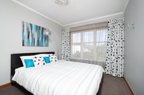Photo of property in 325a Hobsonville Road, Hobsonville, Auckland, 0618